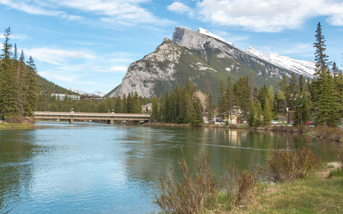 Canoes & Mt. Rundle