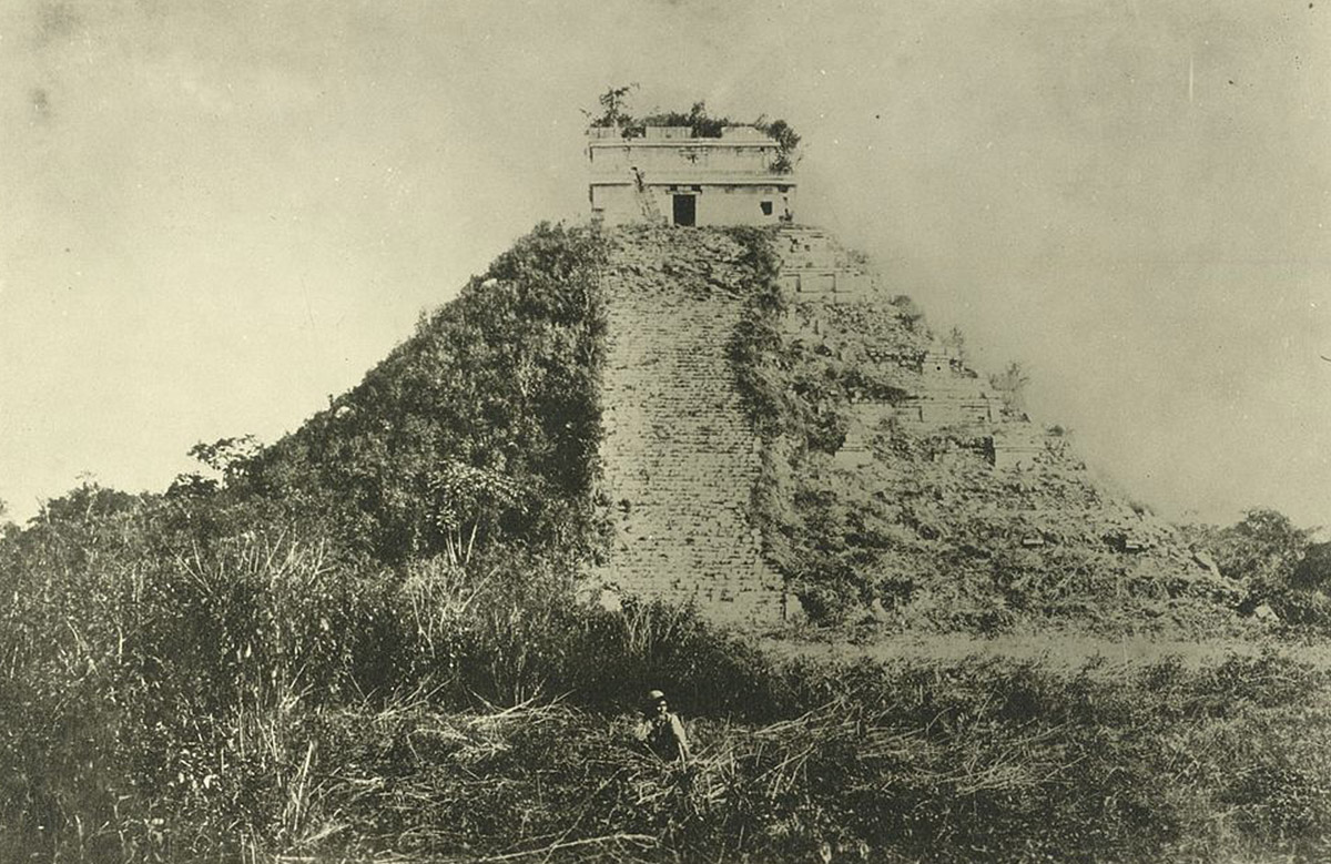 Restoration of the Castillo