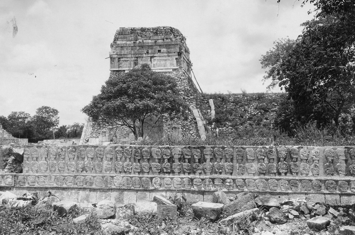 Platform of the Skulls