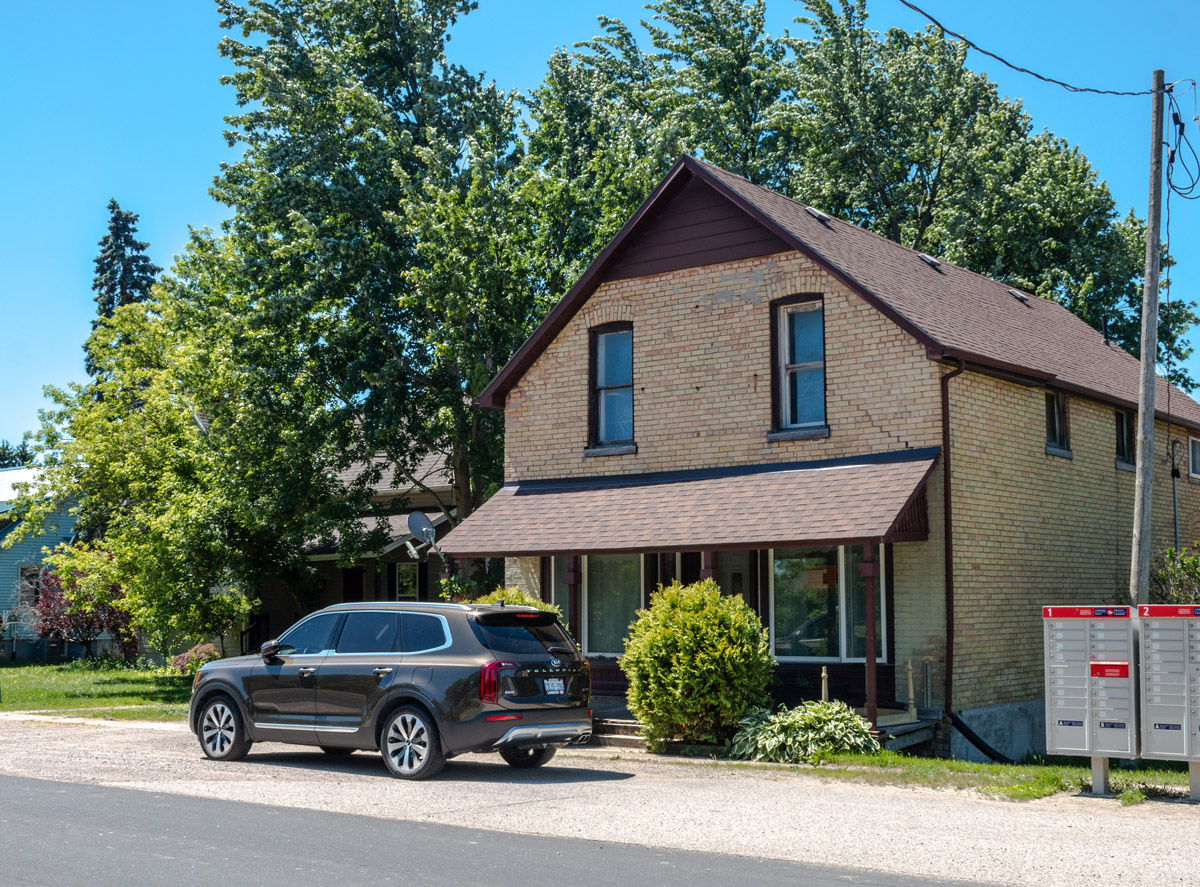 Iona's General Store