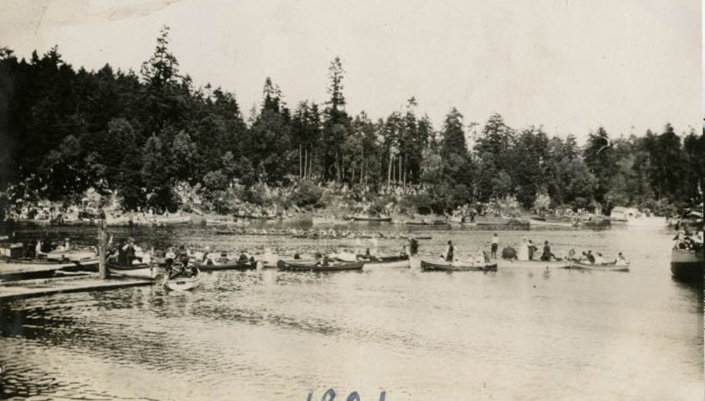 Canoes in the water prepare for the much looked forward to Gorge Regatta.  