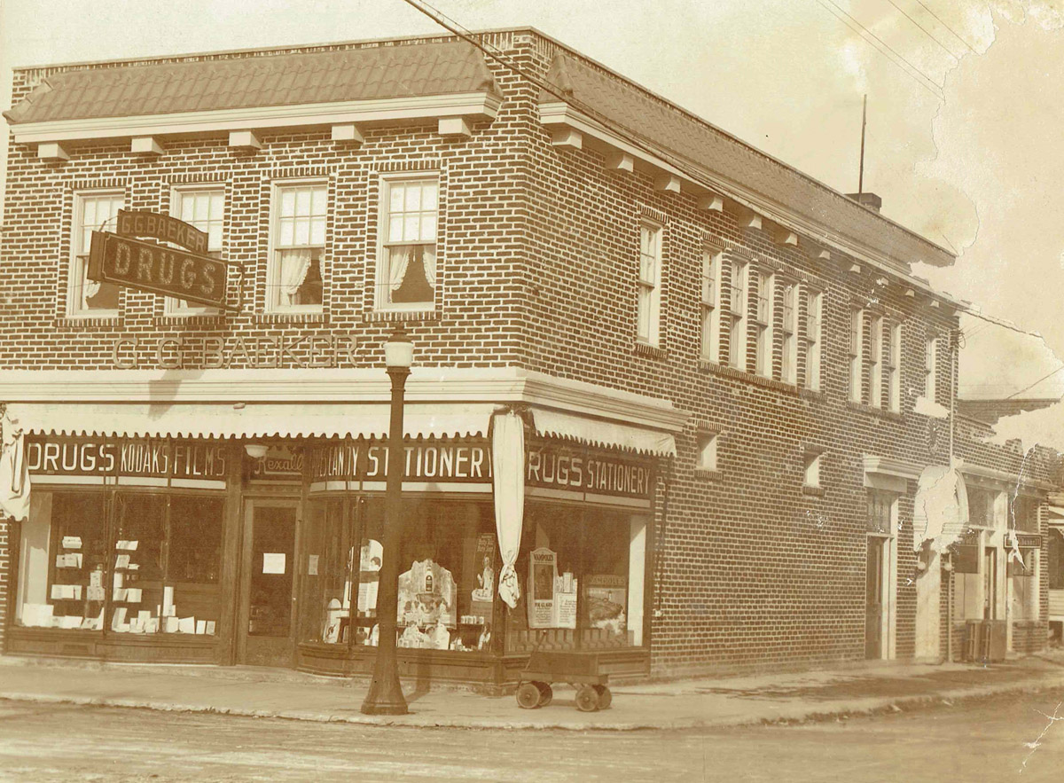 G. G. Baeker Drug Store