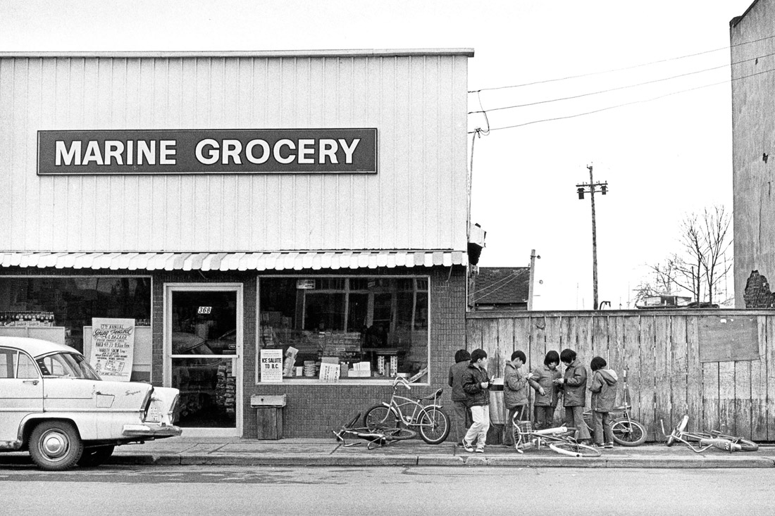 Marine Grocery